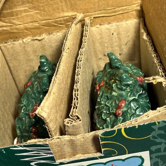 Santa Wreath Salt Pepper Shakers By Fitz And Floyd Omnibus Christmas Decor - Picture 12 of 12